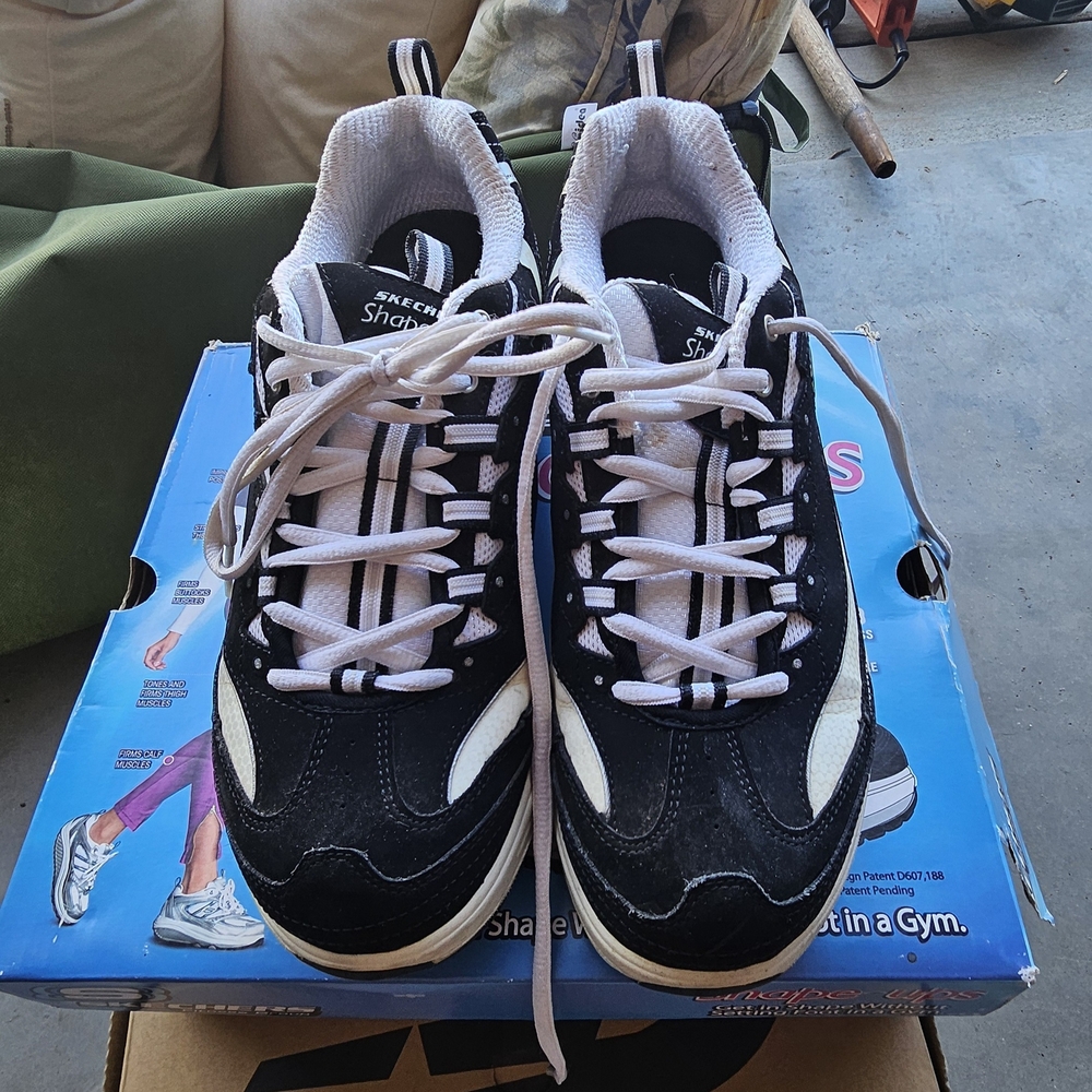 Skechers Women's Black and White Athletic Shoes